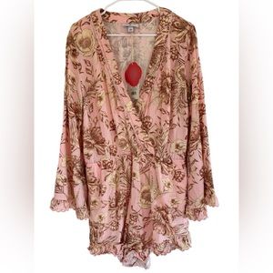 NWT Aqua Bendita x Target Light Pink/Cream Floral Romper Size Large